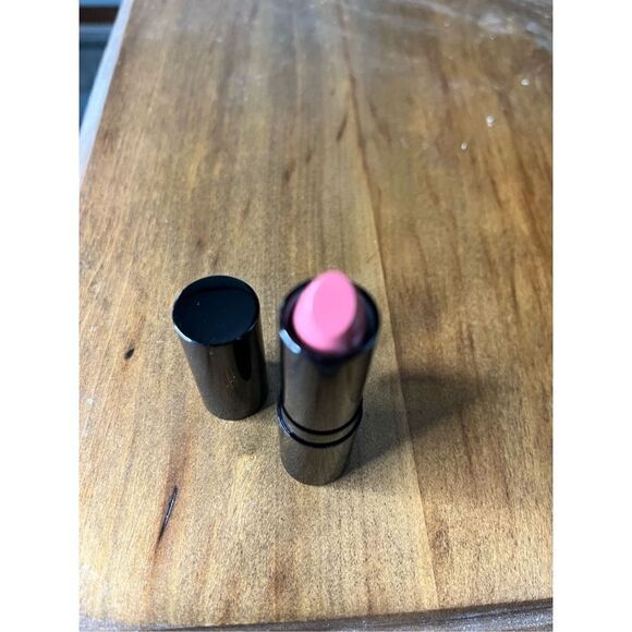 Doll 10 No Angel Lip Rouge Lipstick NWT - Picture 4 of 7